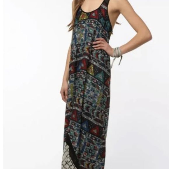 Urban Outfitters Silence & Noise Kingston Mosaic Maxi Dress - Picture 1 of 13